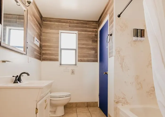 Style - 1 & 3 Bedroom With Full Kitchen Page