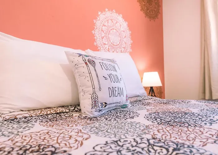 Inn Style - 1 & 3 Bedroom With Full Kitchen 3*