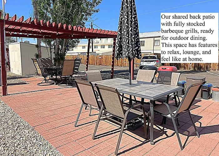 Inn Style - 1 & 3 Bedroom With Full Kitchen Page
