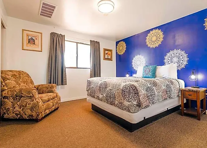 Inn Style - 1 & 3 Bedroom With Full Kitchen